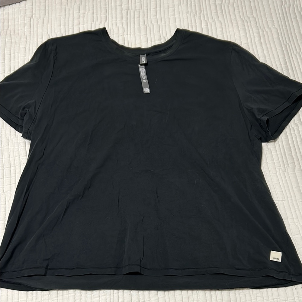 Black Vuori tee